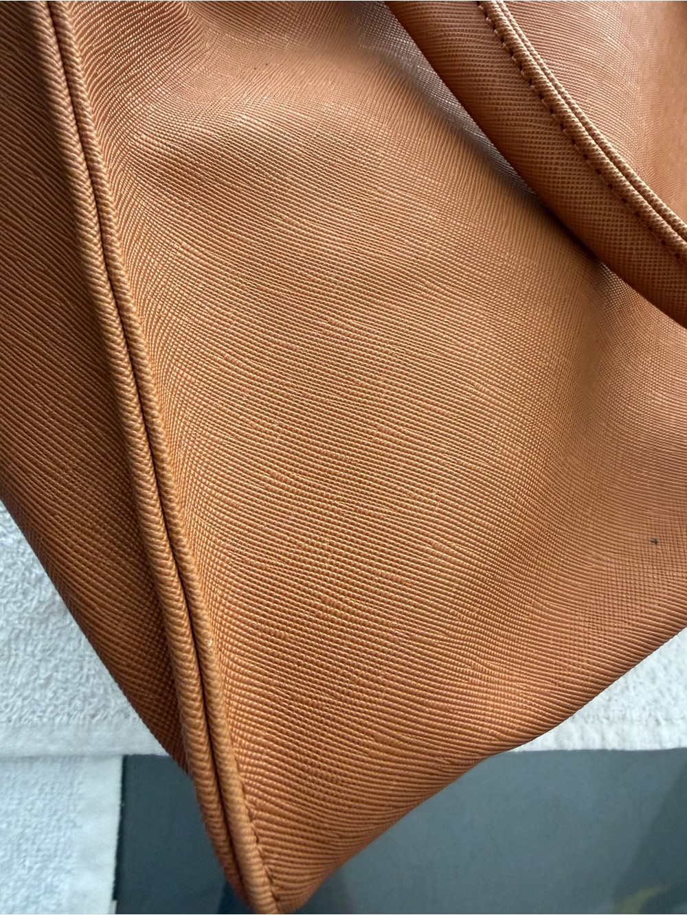 Structured Brown Leather Tote Bag with Gold Hardware - Picture 5 of 6